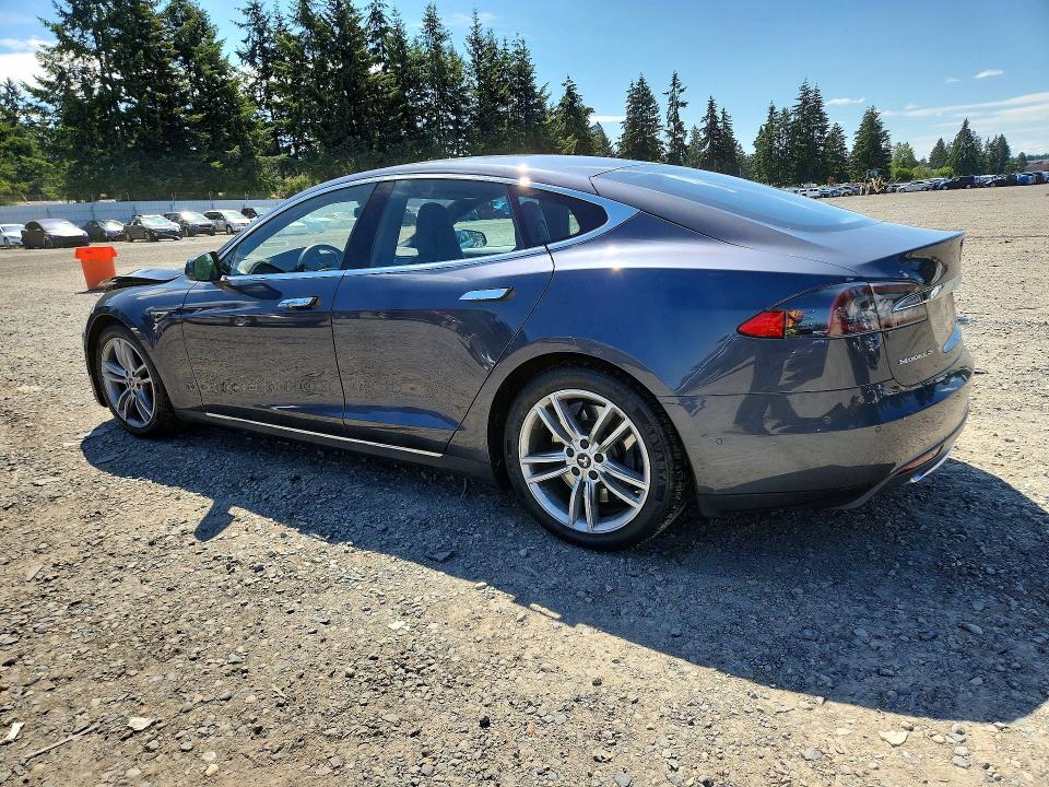 Продаж на аукціоні авто 2015 Tesla Model S, vin: 5YJSA1H20FFP70307, номер лоту: 54661646