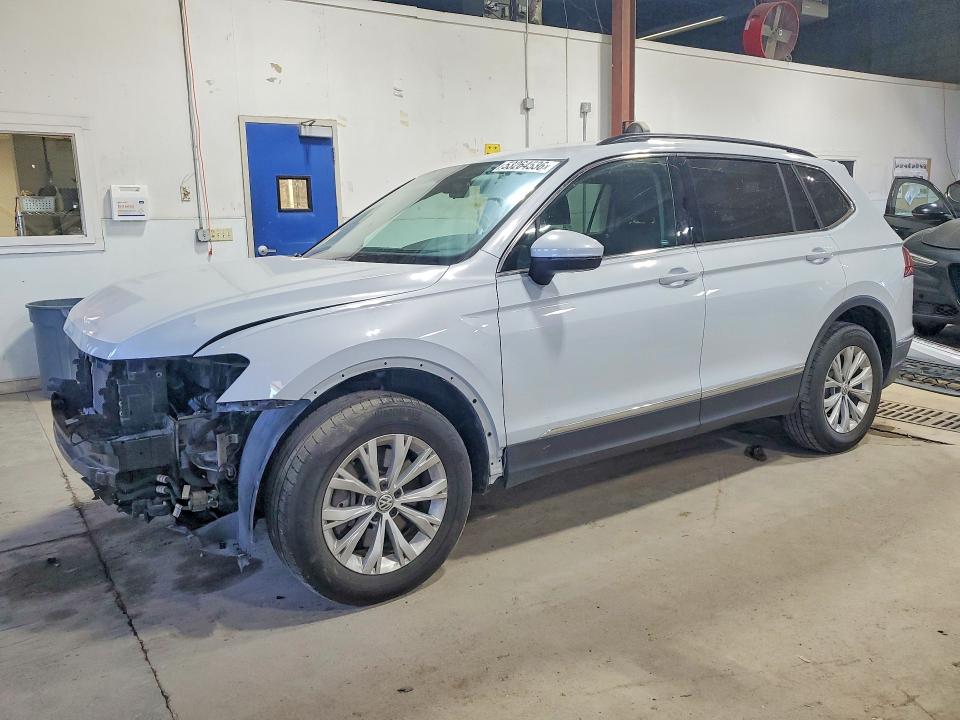 53264536 :رقم المزاد ، 3VV2B7AX6JM100224 vin ، 2018 Volkswagen Tiguan مزاد بيع