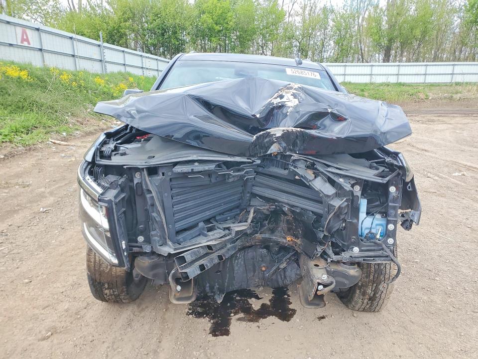52685176 :رقم المزاد ، 1GNSKBKC7JR375488 vin ، 2018 Chevrolet Tahoe مزاد بيع