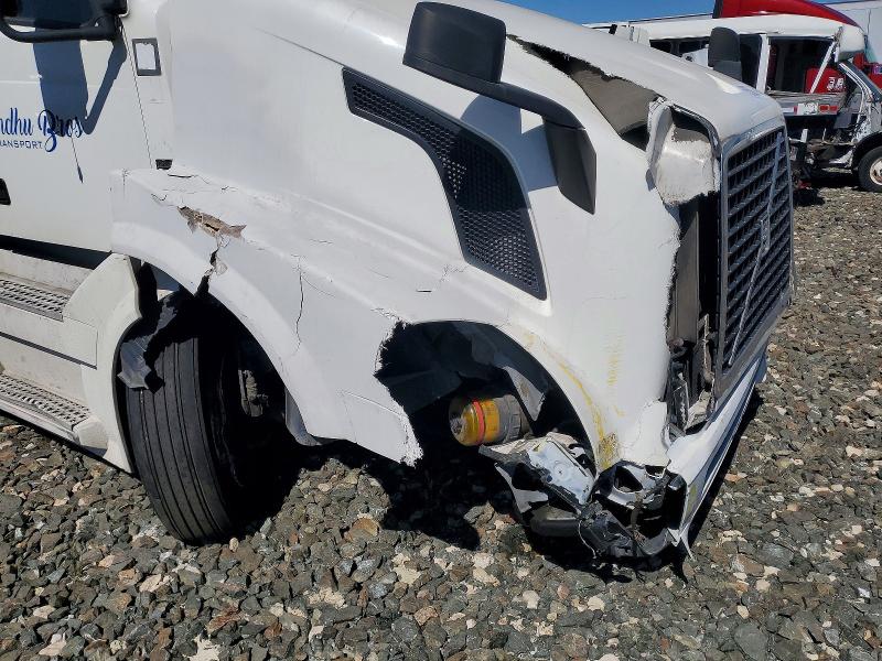 51582646 :رقم المزاد ، 4V4NC9EJ3EN182813 vin ، 2014 Volvo Vn مزاد بيع