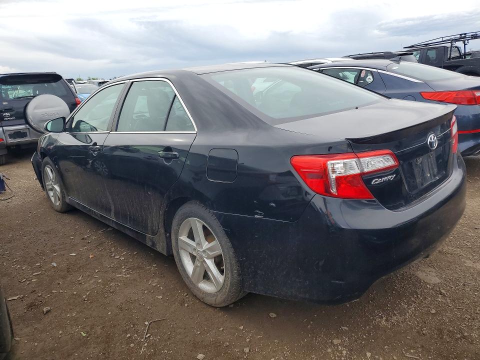 52190886 :رقم المزاد ، 4T1BF1FK3EU360025 vin ، 2014 Toyota Camry مزاد بيع