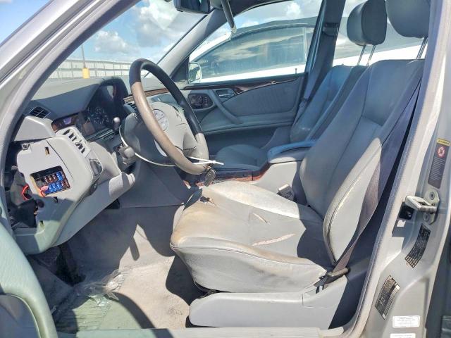 2001 Mercedes-benz E მანქანა იყიდება აუქციონზე, vin: WDBJH65J01B276815, აუქციონის ნომერი: 55747956