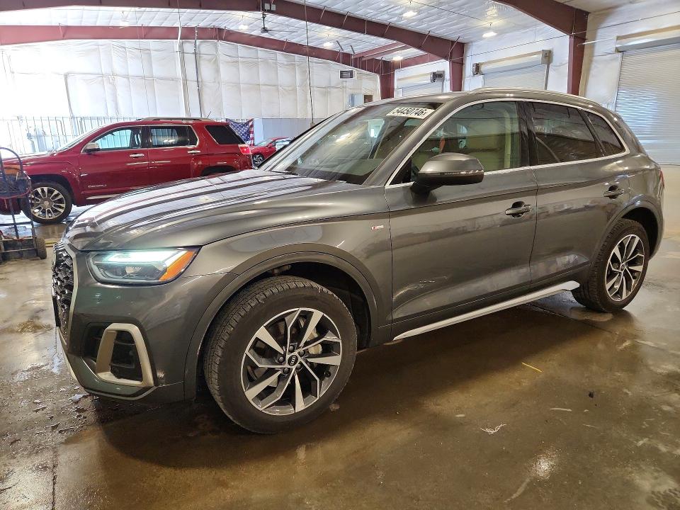 54450746 :رقم المزاد ، WA1EAAFY0N2031714 vin ، 2022 Audi Q5 مزاد بيع