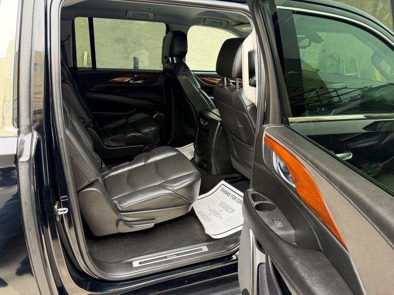 53417346 :رقم المزاد ، 1GYS4GKJ6JR188154 vin ، 2018 Cadillac Escalade مزاد بيع