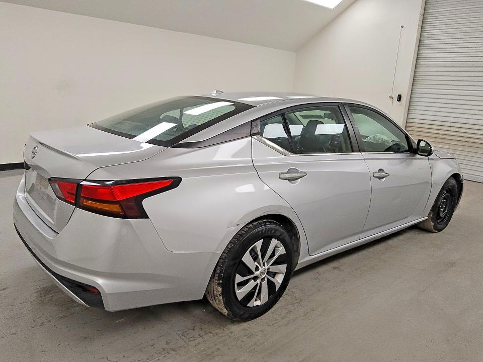 2020 Nissan Altima მანქანა იყიდება აუქციონზე, vin: 1N4BL4BV6LC256295, აუქციონის ნომერი: 54016646