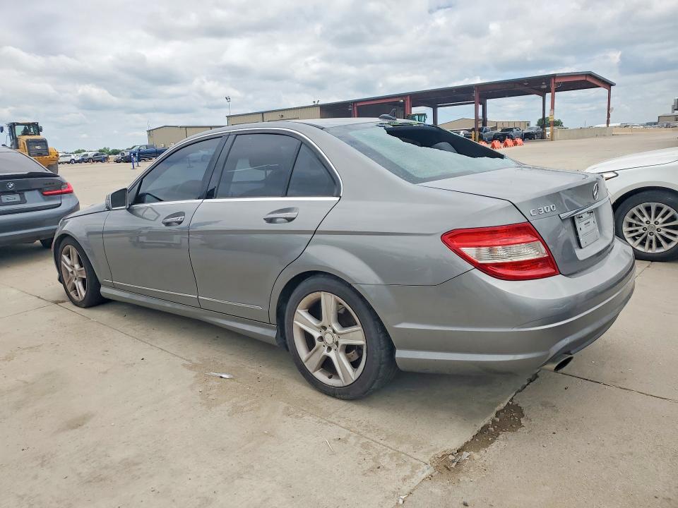 53015196 :رقم المزاد ، WDDGF8BB6BR170250 vin ، 2011 Mercedes-benz C مزاد بيع