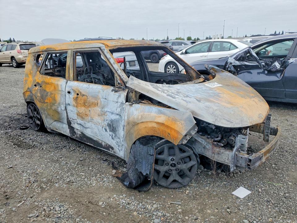 2020 Kia Soul მანქანა იყიდება აუქციონზე, vin: KNDJ23AU4L7023553, აუქციონის ნომერი: 52579216