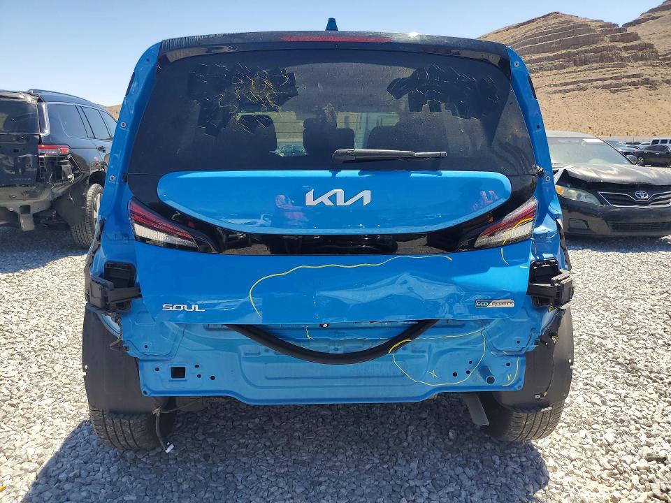 52944536 :رقم المزاد ، KNDJ33AU6P7189804 vin ، 2023 Kia Soul مزاد بيع