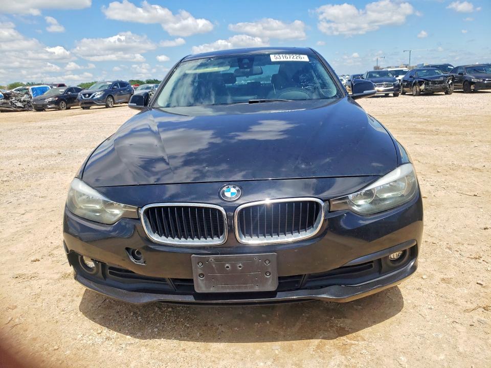 Продаж на аукціоні авто 2017 Bmw 320, vin: WBA8E1G35HNU18642, номер лоту: 53167226