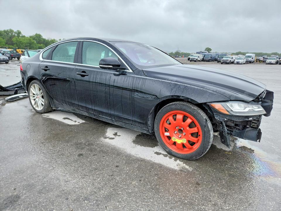 2016 Jaguar Xf მანქანა იყიდება აუქციონზე, vin: SAJBE4BV1GCY13495, აუქციონის ნომერი: 52612886
