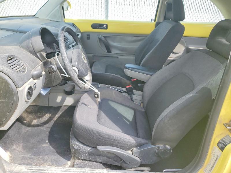 2000 Volkswagen New Beetle მანქანა იყიდება აუქციონზე, vin: 3VWCA21C8YM437717, აუქციონის ნომერი: 52296656