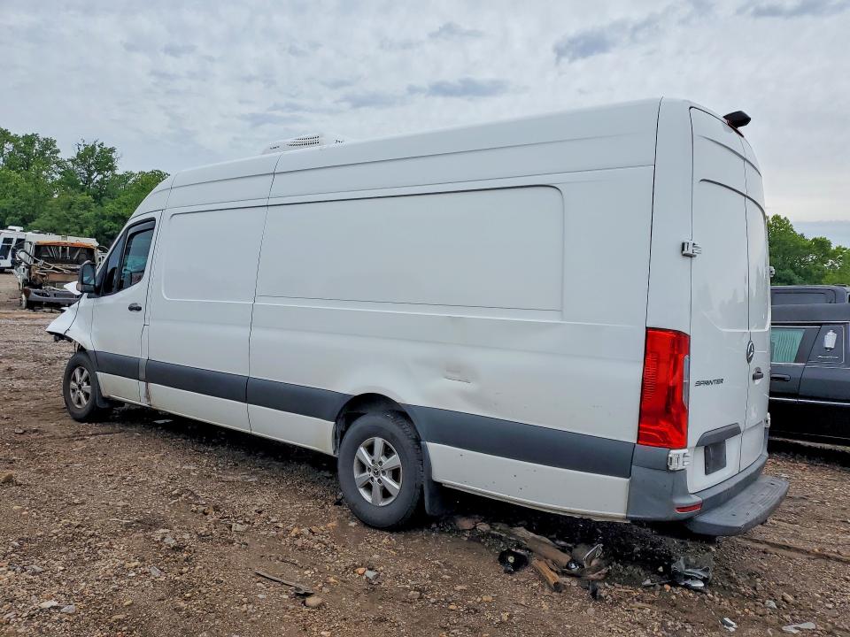 47375546 :رقم المزاد ، W1Y4EDHY6MT069926 vin ، 2021 Mercedes-benz Sprinter مزاد بيع