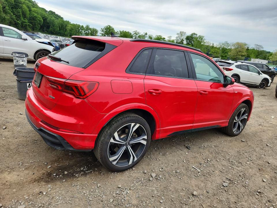 54017336 :رقم المزاد ، WA1EECF30P1050230 vin ، 2023 Audi Q3 مزاد بيع