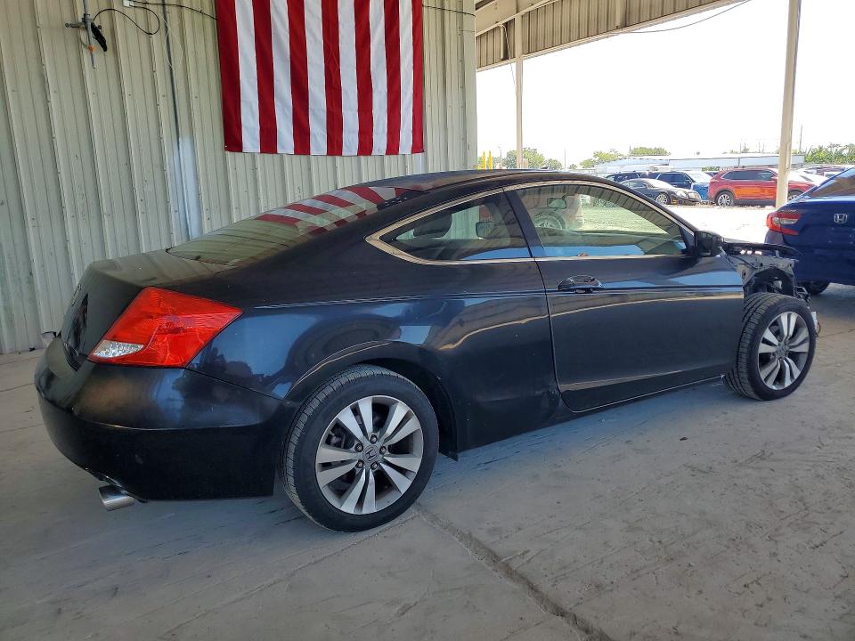 2011 Honda Accord მანქანა იყიდება აუქციონზე, vin: 1HGCS1B39BA013574, აუქციონის ნომერი: 52757626