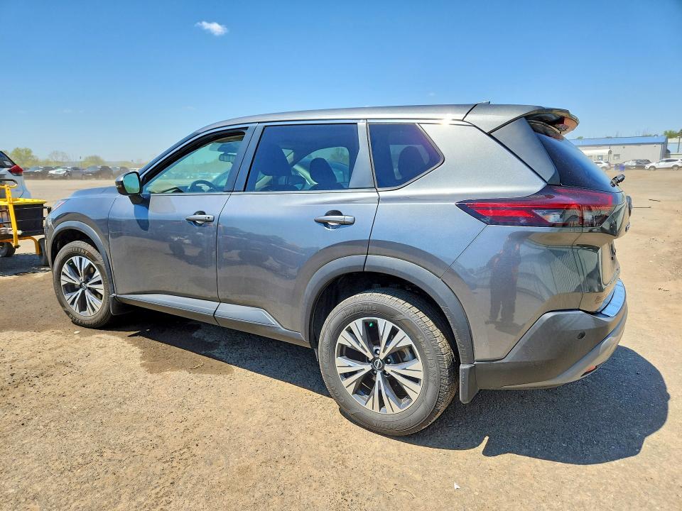 52329086 :رقم المزاد ، 5N1BT3BA7NC726995 vin ، 2022 Nissan Rogue مزاد بيع