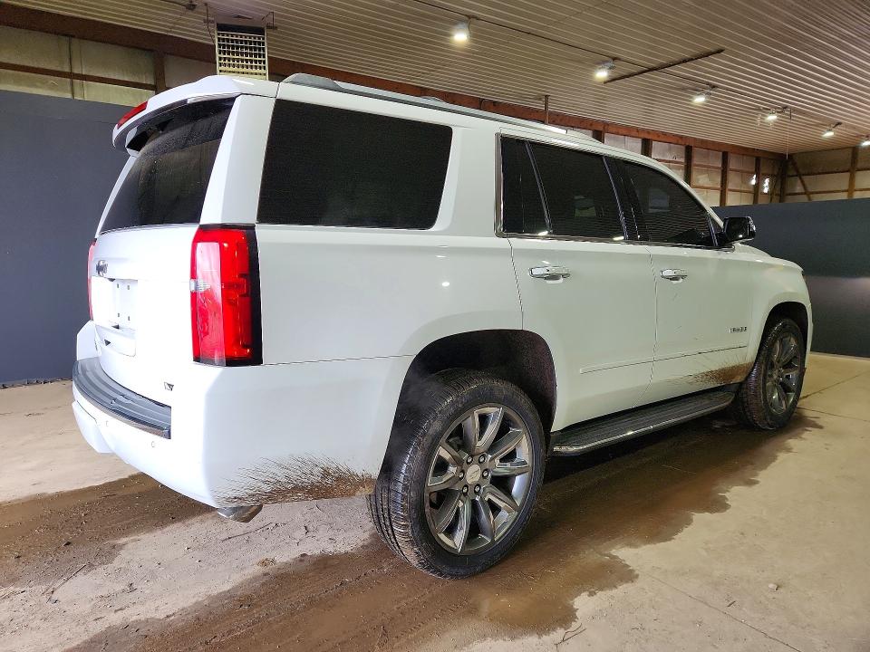51725956 :رقم المزاد ، 1GNSKCKC0HR319327 vin ، 2017 Chevrolet Tahoe مزاد بيع