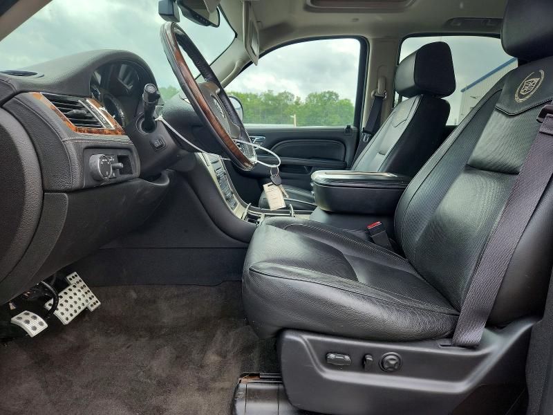 2013 Cadillac Escalade მანქანა იყიდება აუქციონზე, vin: 1GYS4DEF3DR311550, აუქციონის ნომერი: 53821326