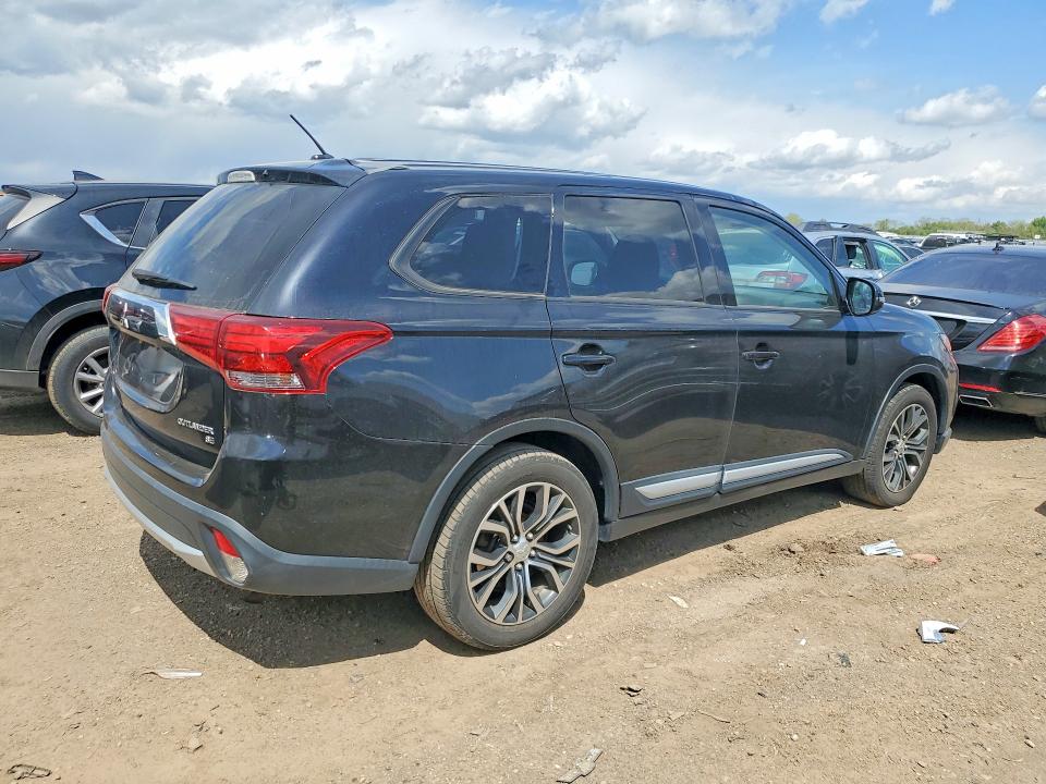 52838696 :رقم المزاد ، JA4AZ3A36GZ017311 vin ، 2016 Mitsubishi Outlander مزاد بيع