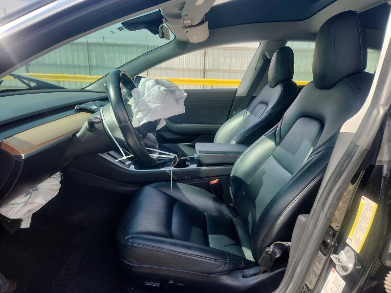 52733126 :رقم المزاد ، 5YJ3E1EB1JF178534 vin ، 2018 Tesla Model 3 مزاد بيع