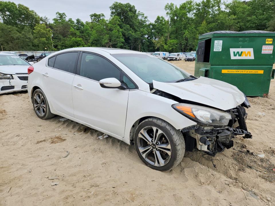 2016 Kia Forte მანქანა იყიდება აუქციონზე, vin: KNAFZ4A86G5571417, აუქციონის ნომერი: 54216246