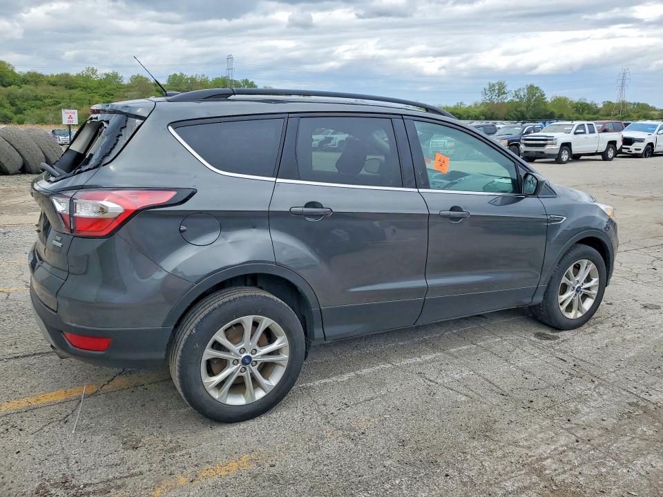 52378066 :رقم المزاد ، 1FMCU0GD0JUD48140 vin ، 2018 Ford Escape مزاد بيع