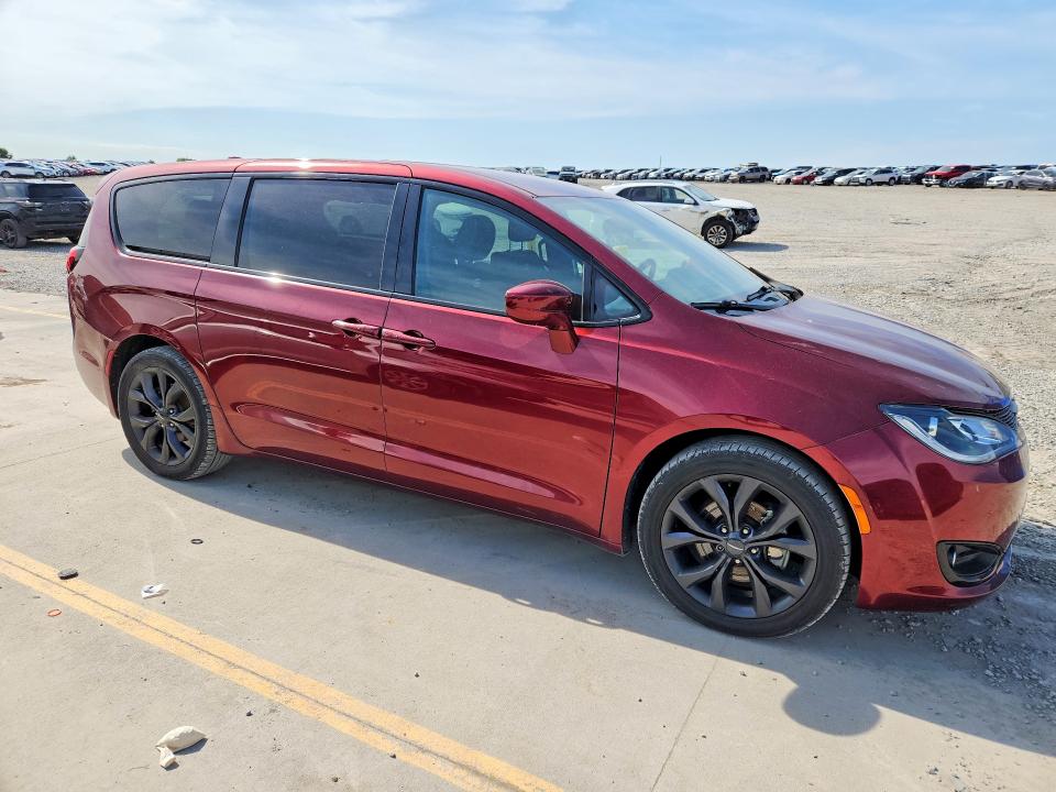 Продажа на аукционе авто 2020 Chrysler Pacifica, vin: 2C4RC1FGXLR150569, номер лота: 53405456