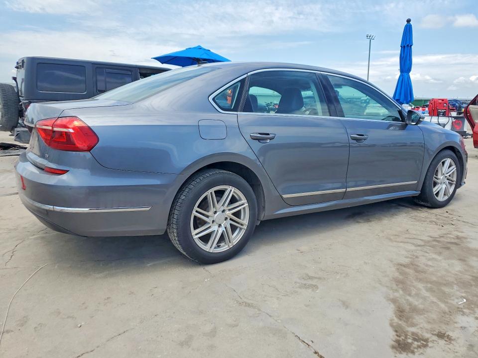 Aukcja sprzedaży 2016 Volkswagen Passat, vin: 1VWBS7A38GC011645, numer aukcji: 54813396