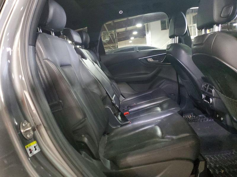 Продаж на аукціоні авто 2018 Audi Q7, vin: WA1LAAF72JD023711, номер лоту: 53994406