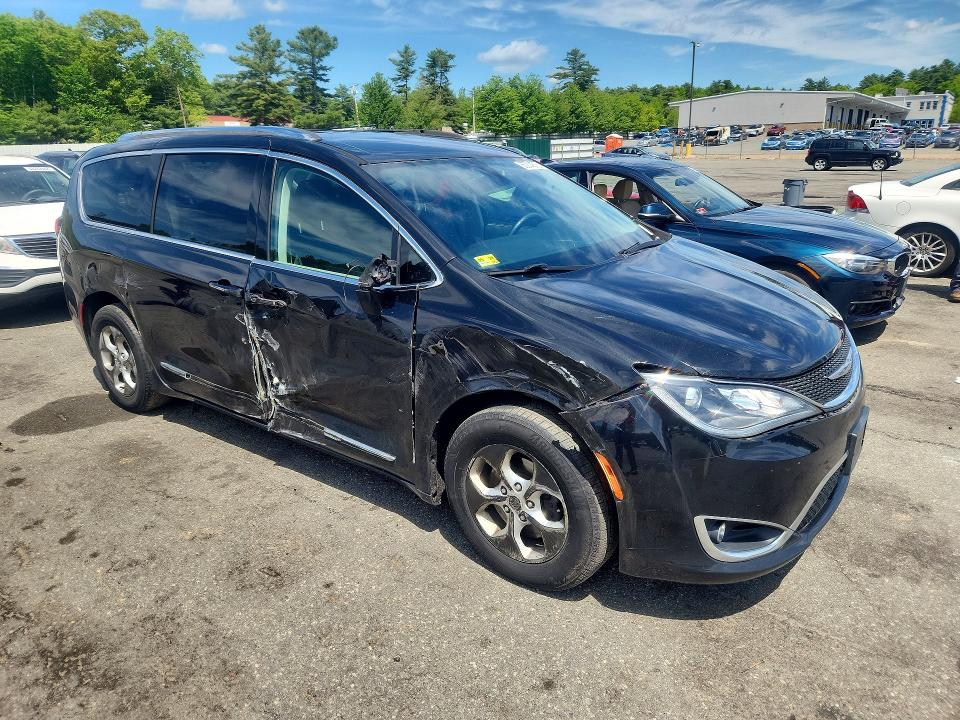 2017 Chrysler Pacifica მანქანა იყიდება აუქციონზე, vin: 2C4RC1EG4HR577125, აუქციონის ნომერი: 55014316