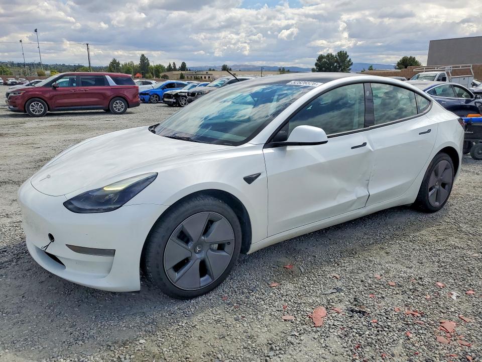 Продажа на аукционе авто 2023 Tesla Model 3, vin: 5YJ3E1EA1PF507149, номер лота: 52526526