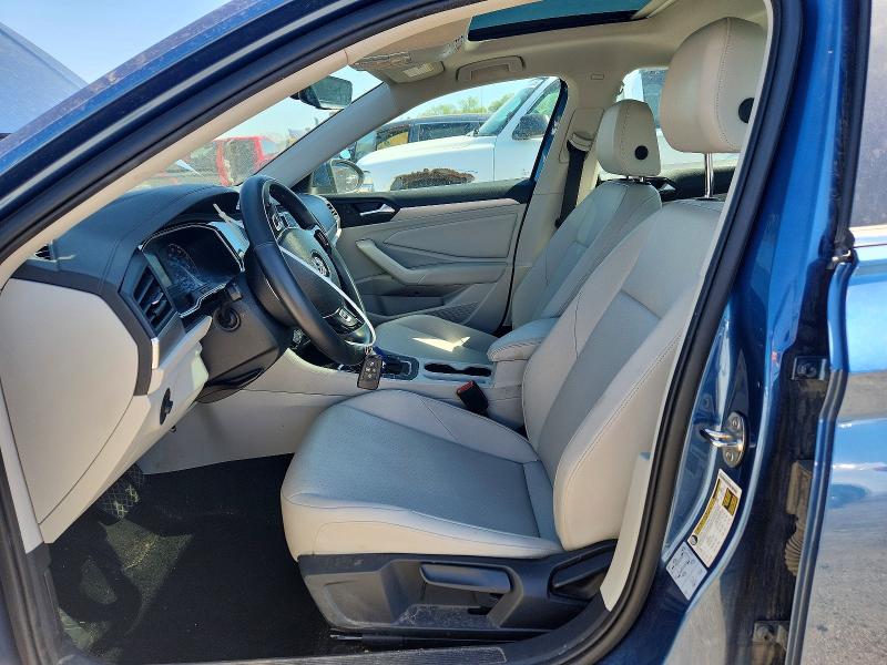 53368486 :رقم المزاد ، 3VWCB7BU2LM008390 vin ، 2020 Volkswagen Jetta مزاد بيع