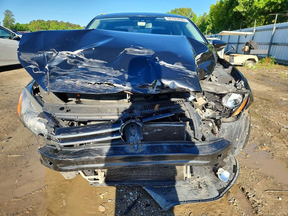 2012 Volkswagen Passat მანქანა იყიდება აუქციონზე, vin: 1VWAP7A31CC073458, აუქციონის ნომერი: 52705836