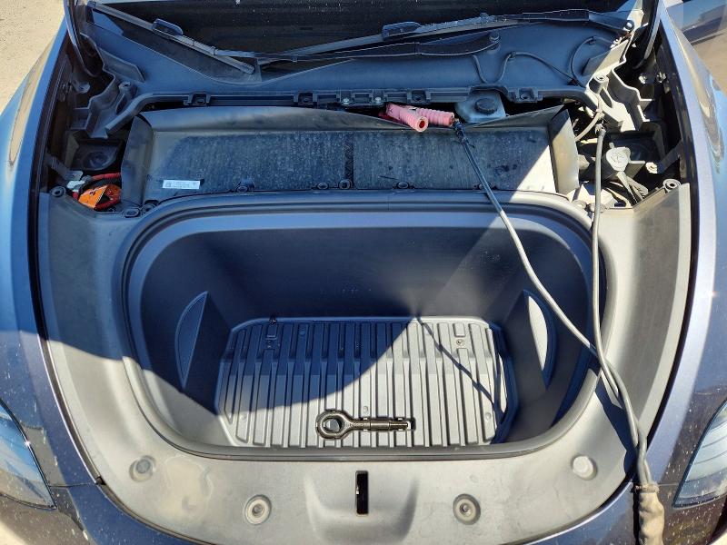 2024 Tesla Model Y მანქანა იყიდება აუქციონზე, vin: 7SAYGDED9RF111519, აუქციონის ნომერი: 54890886