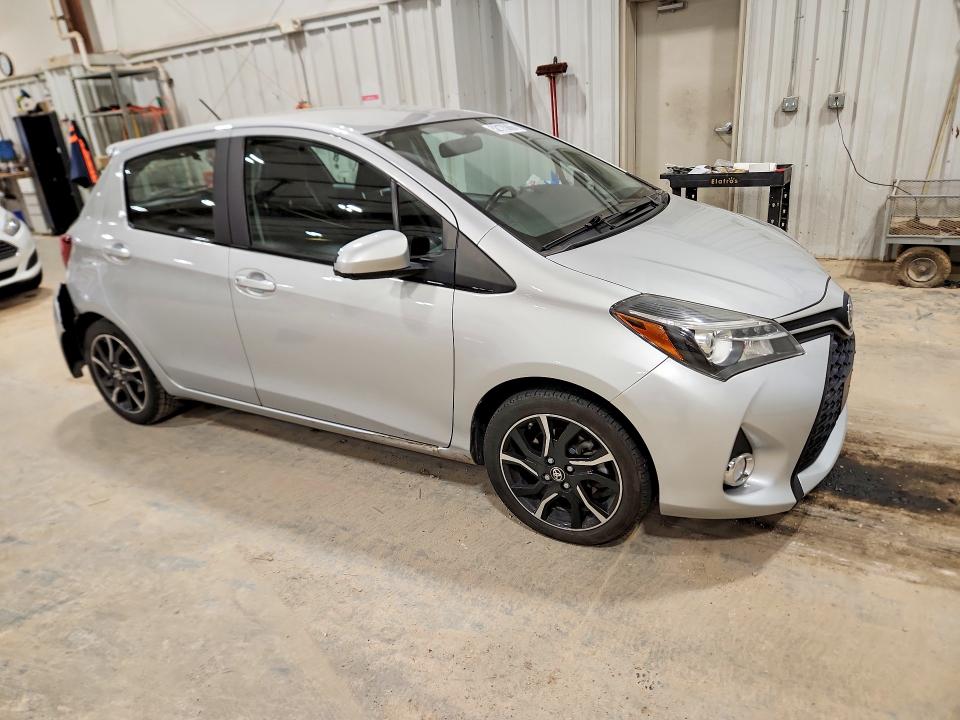 2015 Toyt Yaris მანქანა იყიდება აუქციონზე, vin: VNKKTUD32FA014875, აუქციონის ნომერი: 52175866