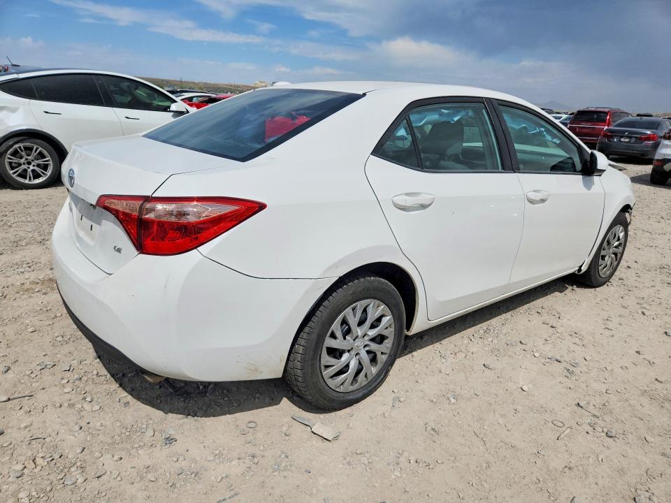 Продаж на аукціоні авто 2017 Toyota Corolla, vin: 5YFBURHE7HP646204, номер лоту: 53542646