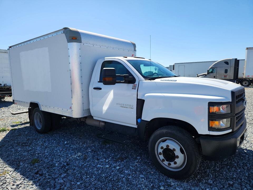 53047176 :رقم المزاد ، 1HTKHPVK4LH319818 vin ، 2020 Gm Medium Duty/box Trucks مزاد بيع