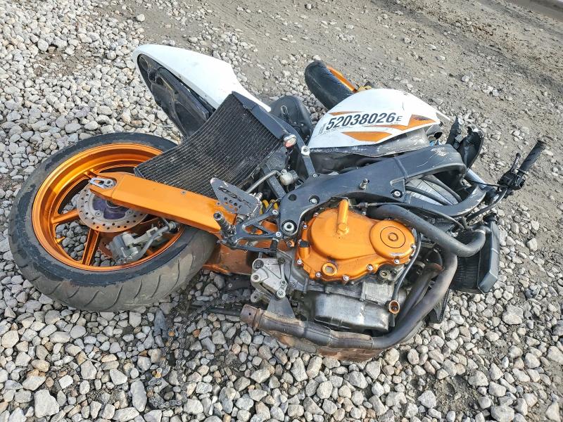 52038026 :رقم المزاد ، JH2PC35271M200652 vin ، 2001 Honda Cbr600 مزاد بيع