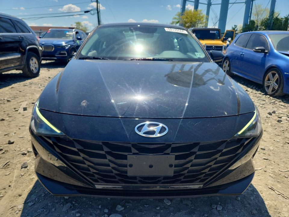2023 Hyundai Elantra მანქანა იყიდება აუქციონზე, vin: KMHLM4AG4PU376297, აუქციონის ნომერი: 52170566