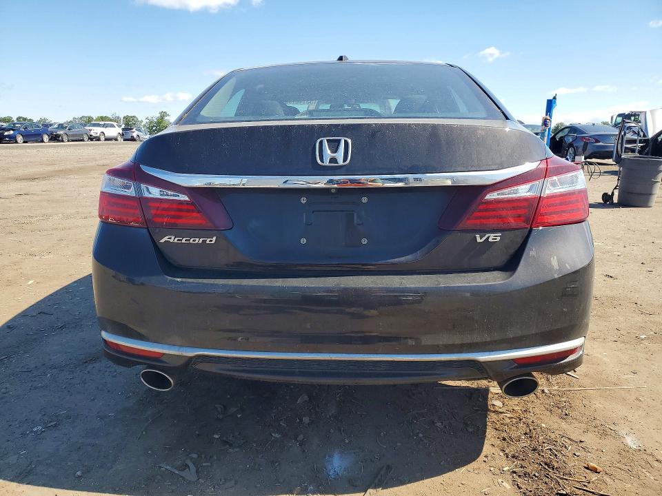 Продаж на аукціоні авто 2017 Honda Accord, vin: 1HGCR3F84HA038677, номер лоту: 53142166
