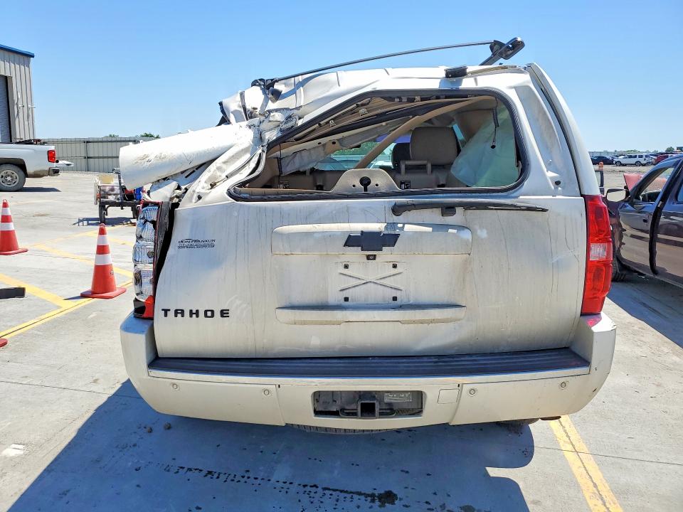 52907976 :رقم المزاد ، 1GNSKCE08CR305847 vin ، 2012 Chevrolet Tahoe مزاد بيع