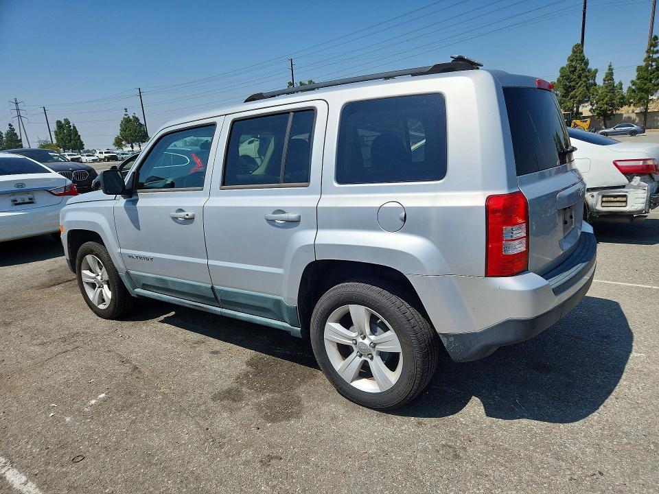 52876646 :رقم المزاد ، 1J4NT1GA8BD267037 vin ، 2011 Jeep Patriot مزاد بيع