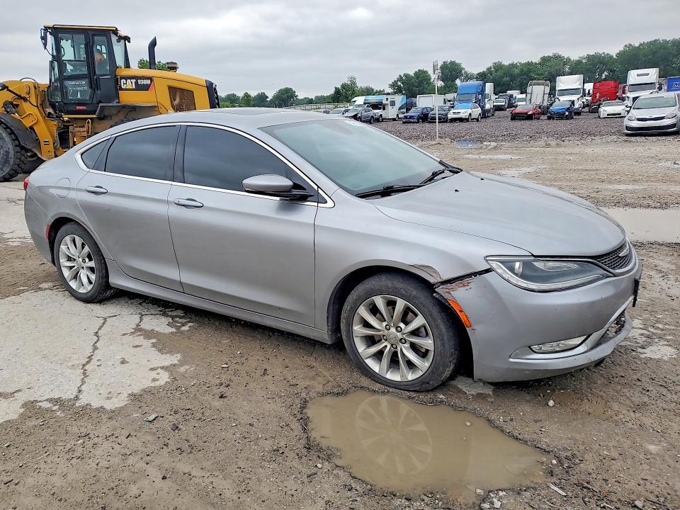 Продаж на аукціоні авто 2015 Chrysler 200, vin: 1C3CCCCB2FN633716, номер лоту: 54338556