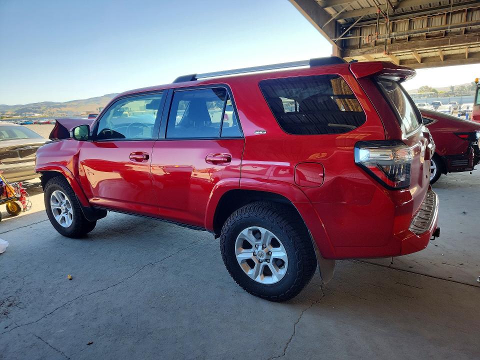 54163126 :رقم المزاد ، JTEMU5JR4M5882942 vin ، 2021 Toyota 4runner مزاد بيع