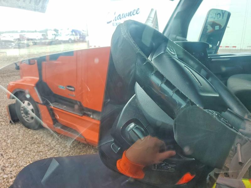Auction sale of the 2023 Freightliner Cascadia 126, vin: 3AKJHHDR0PSUA4647, lot number: 54103846