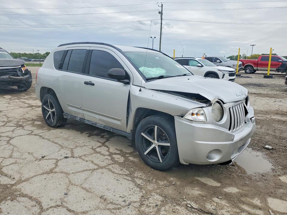 52471546 :رقم المزاد ، 1J8FT47058D783358 vin ، 2008 Jeep Compass مزاد بيع
