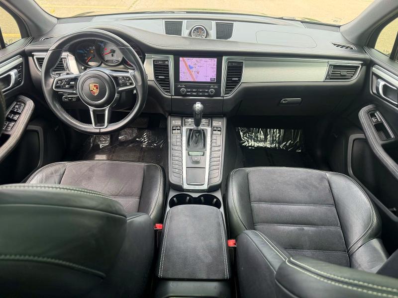 Продаж на аукціоні авто 2017 Porsche Macan, vin: WP1AG2A51HLB56322, номер лоту: 55536466