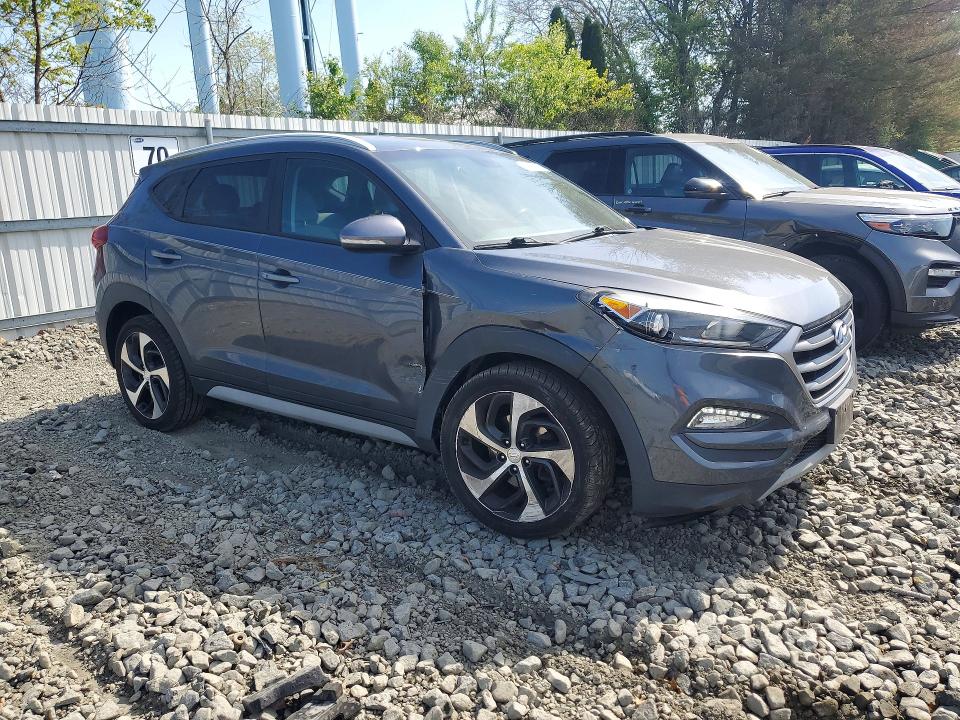 52355836 :رقم المزاد ، KM8J3CAL0JU770615 vin ، 2018 Hyundai Tucson مزاد بيع