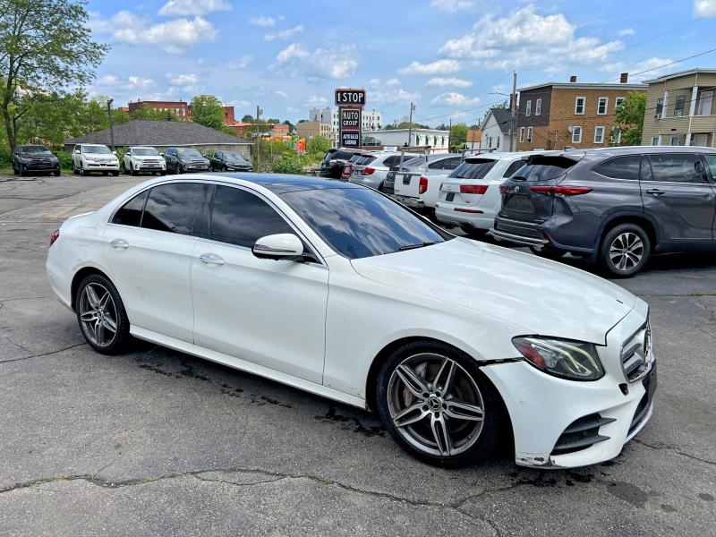 54672846 :رقم المزاد ، WDDZF4KB0KA606543 vin ، 2019 Mercedes-benz E مزاد بيع