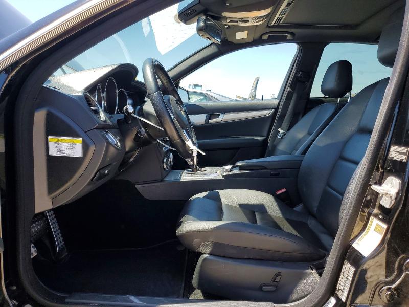 54976866 :رقم المزاد ، WDDGF4HB3ER303177 vin ، 2014 Mercedes-benz C مزاد بيع