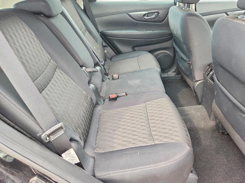 53687536 :رقم المزاد ، 5N1AT2MT1JC835242 vin ، 2018 Nissan Rogue مزاد بيع